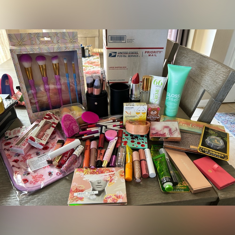 Beauty Lot - Makeup Skincare Brushed